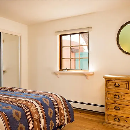 2 Bedroom - 10 Min. Walk To Plaza - Lavender * Santa Fe